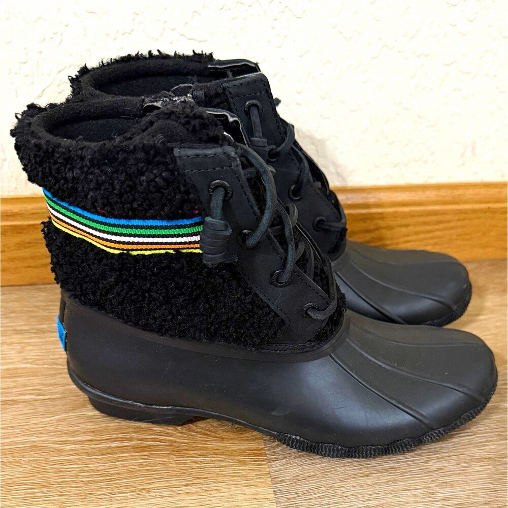 Sperry Women's Saltwater Sherpa Black Duck Boot Lace Up Ankle Waterproof US 7.5